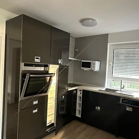 Z'apartments 5 Minutes From Legoland Apartment